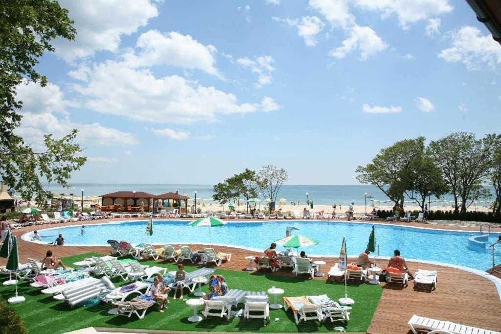 Hotel Arabella Beach Albena Exterior foto